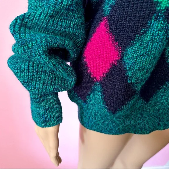 Vintage Women's XL Grunge 90's Green and Pink Argyle Sweater - Picture 4 of 8